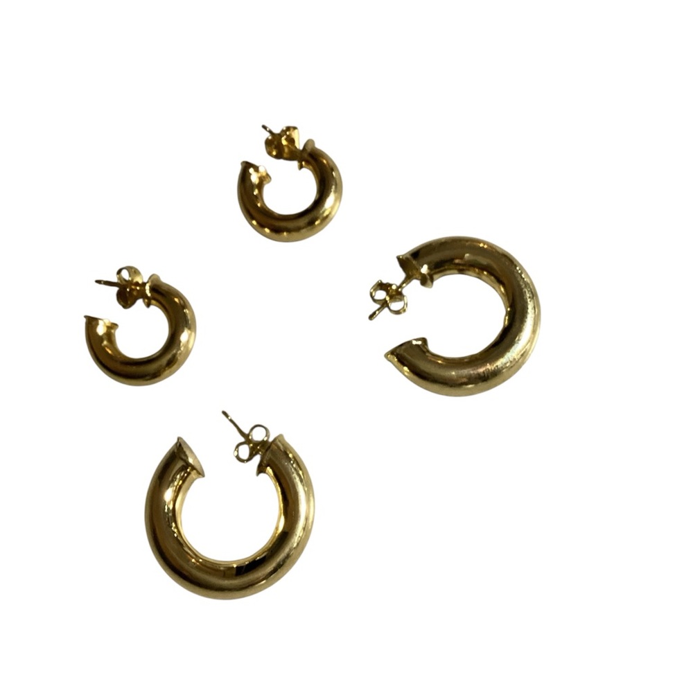 Elegant Gold Hoop Earrings Set